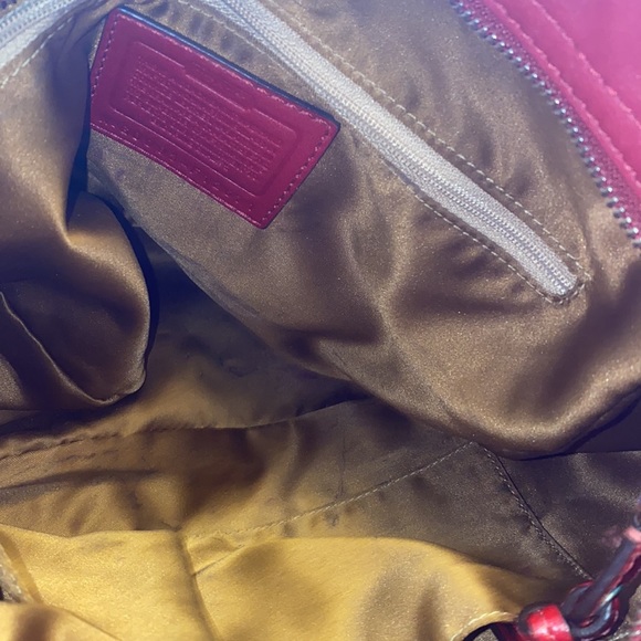 Red coach purse - Picture 4 of 5